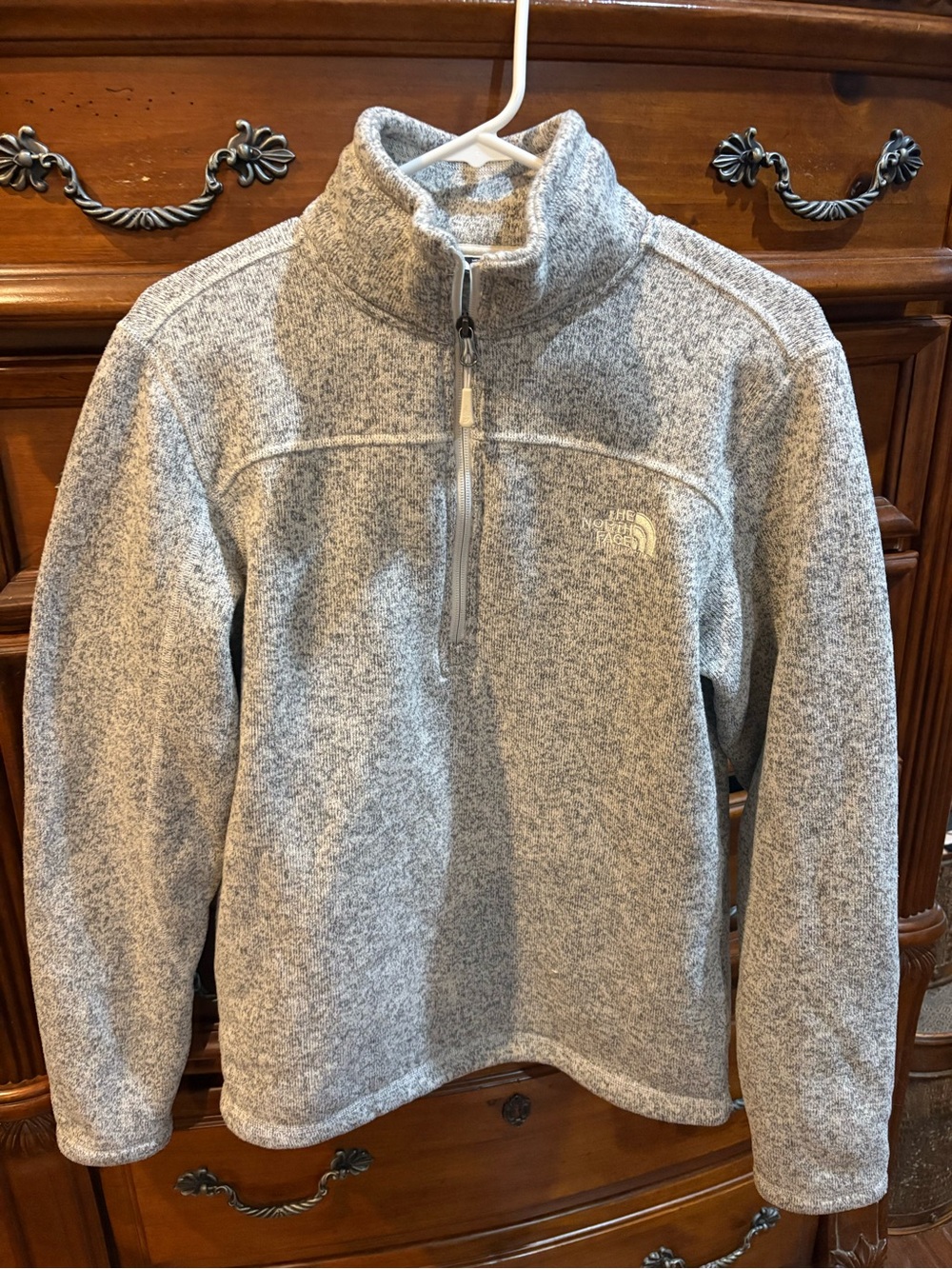 The north face Gordon Lyons quarter zip pullover light gray men’s small